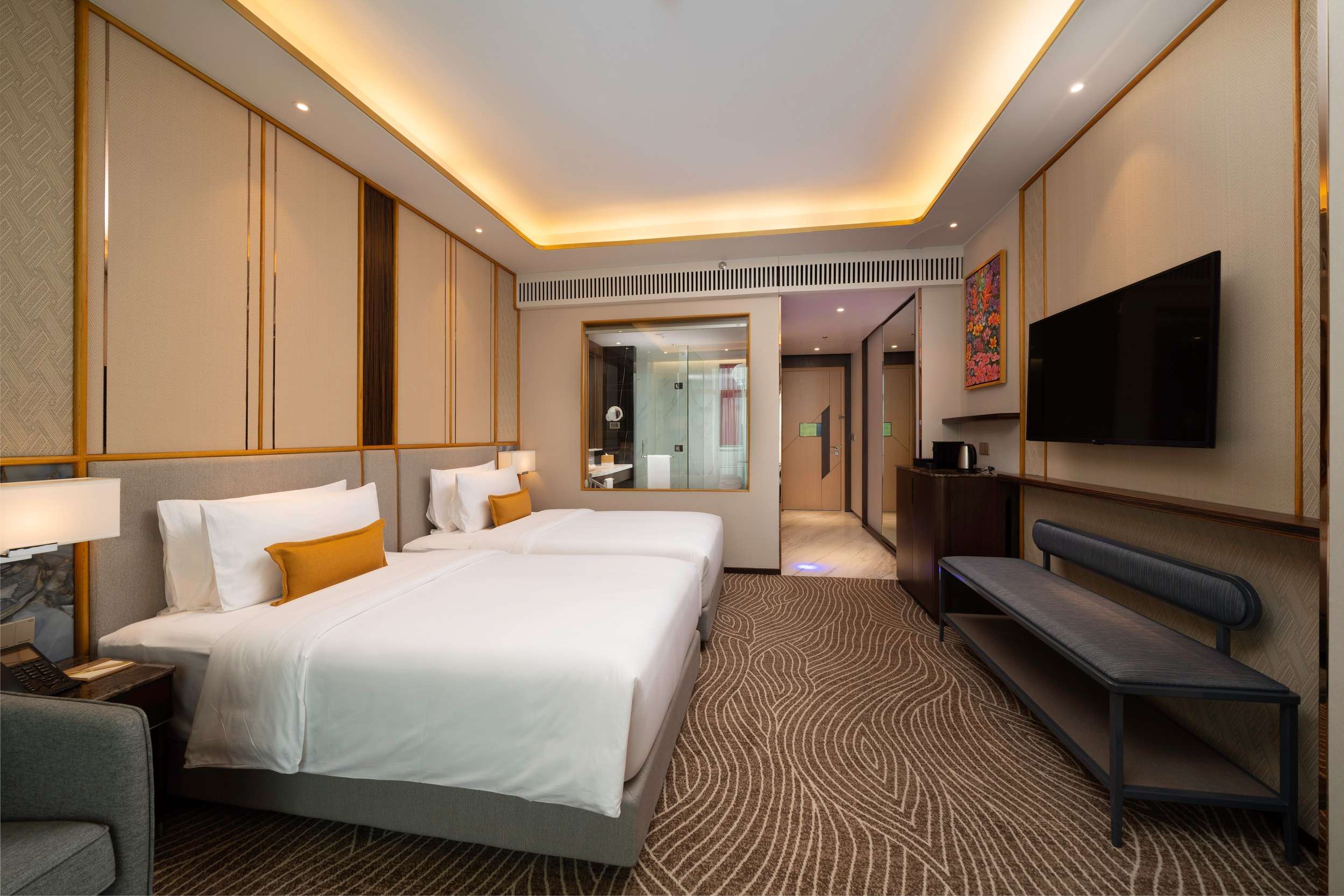 Deluxe twin bedroom