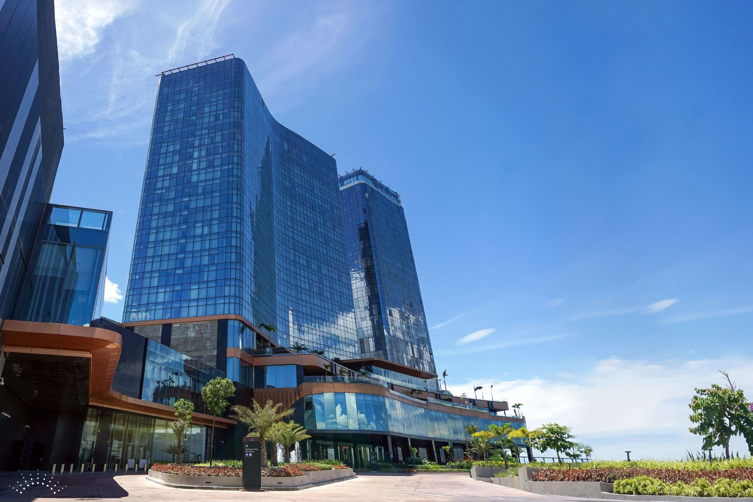 Nustar Building